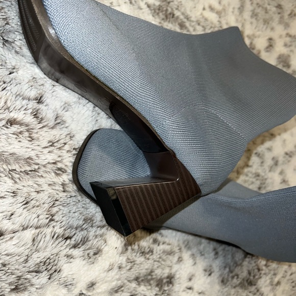 Grey Sock style booties 41 - Picture 2 of 4